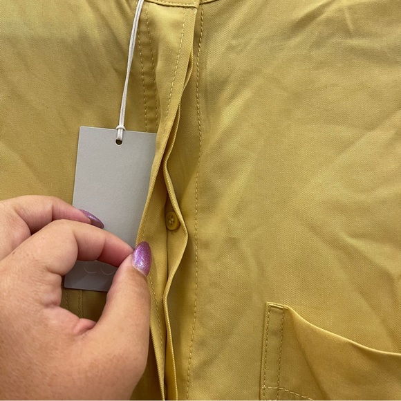 NWT COS Patch Pocket Button Down Short in Yellow Sz 12 - Picture 4 of 8